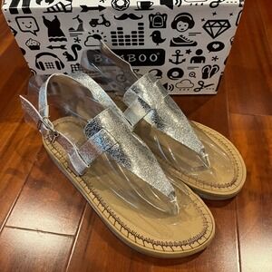 Bamboo Silver Thong Sandals Upraise-31S Metallic Shoes Ankle Strap Flat New 8.5